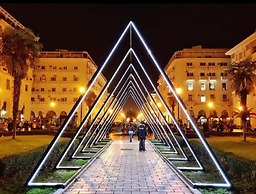 Amazing Studio Next to all City Attractions