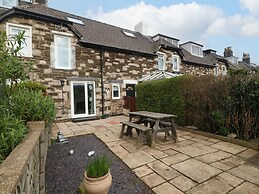 Platform 13 Railway Cottage