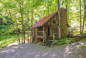 Moore House Inn & Cabins