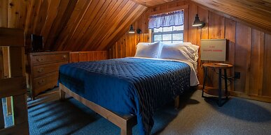 Moore House Inn & Cabins