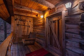 Moore House Inn & Cabins