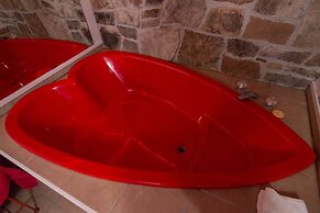 Moore House Inn & Cabins