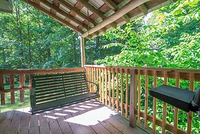 Moore House Inn & Cabins