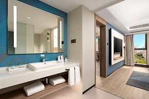 Holiday Inn Express Shanghai Gumei by IHG