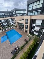 Embassy Gardens Apartment