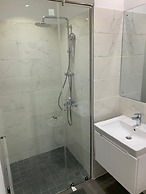 Embassy Gardens Apartment