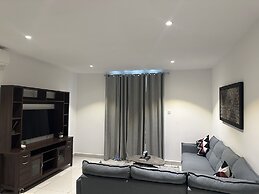 Embassy Gardens Apartment