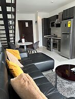 Embassy Gardens Apartment