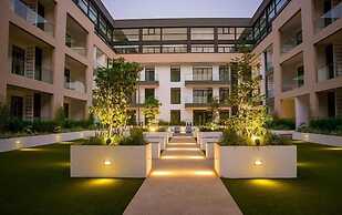 Embassy Gardens Apartment