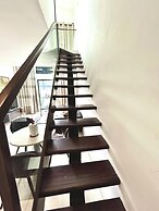 Embassy Gardens Apartment