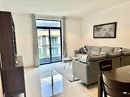 Embassy Gardens Apartment