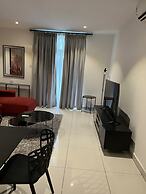 Embassy Gardens Apartment