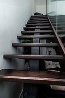 Embassy Gardens Apartment