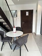 Embassy Gardens Apartment