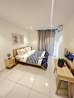 Embassy Gardens Apartment