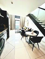 Embassy Gardens Apartment