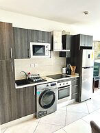 Embassy Gardens Apartment