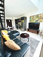 Embassy Gardens Apartment