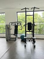 Embassy Gardens Apartment