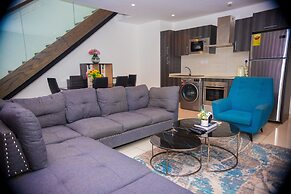 Embassy Gardens Apartment