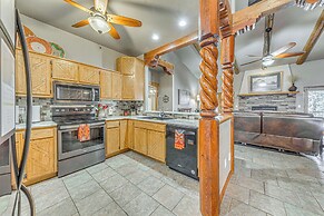 Near Hiking Trails: Spacious Cloudcroft Retreat!