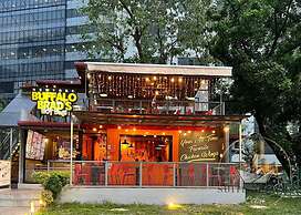 Cozy Furnished Condo near I.T. Park