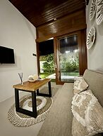 Lovely 2 Bedroom Villa 1 Minute From Munggu Beach