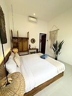 Lovely 2 Bedroom Villa 1 Minute From Munggu Beach