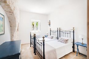 Donna Vincenza in Selva di Fasano