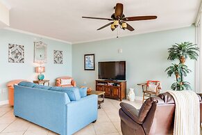 Gulf Shores Beachfront Condo w/ Community Pool!