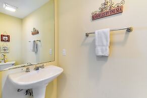 Gulf Shores Beachfront Condo w/ Community Pool!