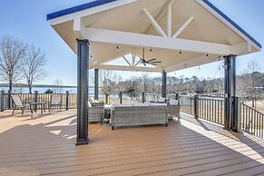 Lake Hartwell Home w/ Dock + Fire Pit!