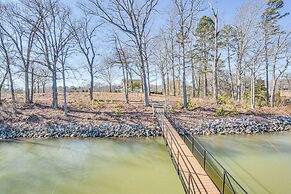 Lake Hartwell Home w/ Dock + Fire Pit!