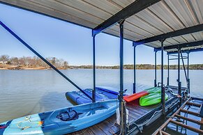 Lake Hartwell Home w/ Dock + Fire Pit!