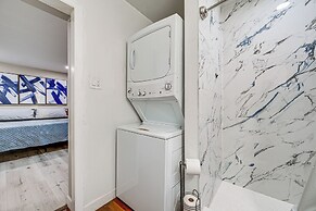 Idyllic Oldsmar Vacation Rental: 1 Mi to Beach!