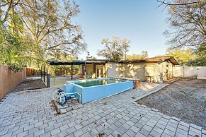 Idyllic Oldsmar Vacation Rental: 1 Mi to Beach!