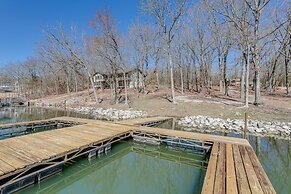 Arkansas Lake House w/ Private Dock!