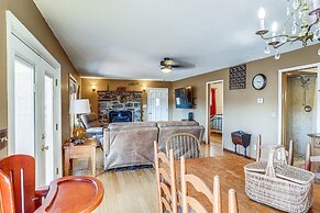 Arkansas Lake House w/ Private Dock!