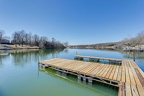 Arkansas Lake House w/ Private Dock!