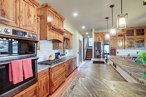 Spacious Priest River Retreat: 35 Mi to Schweitzer