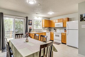 9 Mi to Downtown Indianapolis: Quiet Home w/ Yard