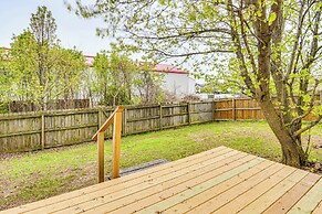 9 Mi to Downtown Indianapolis: Quiet Home w/ Yard