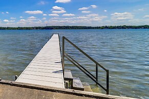 Brooklyn Cottage w/ Dock - Steps To Wamplers Lake!