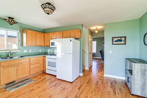 Brooklyn Cottage w/ Dock - Steps To Wamplers Lake!