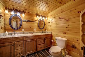 'twin Creeks Lodge' w/ Hot Tub < 1 Mi to Lake!