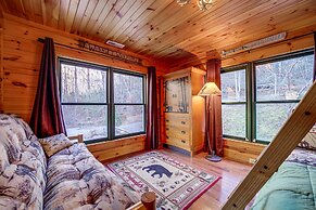 'twin Creeks Lodge' w/ Hot Tub < 1 Mi to Lake!