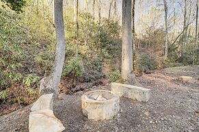 'twin Creeks Lodge' w/ Hot Tub < 1 Mi to Lake!