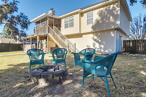 Pet-friendly Savannah Gem - 12 Mi to Tybee Island!