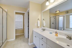 Pet-friendly Savannah Gem - 12 Mi to Tybee Island!