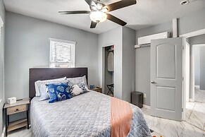 Central Daytona Beach Apt < 1 Mi to Beach St!